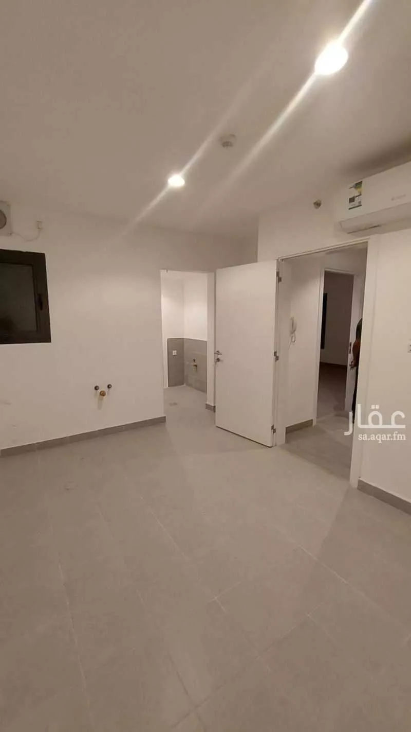 6 bedroom apartment in Al Hamdaniyah 7