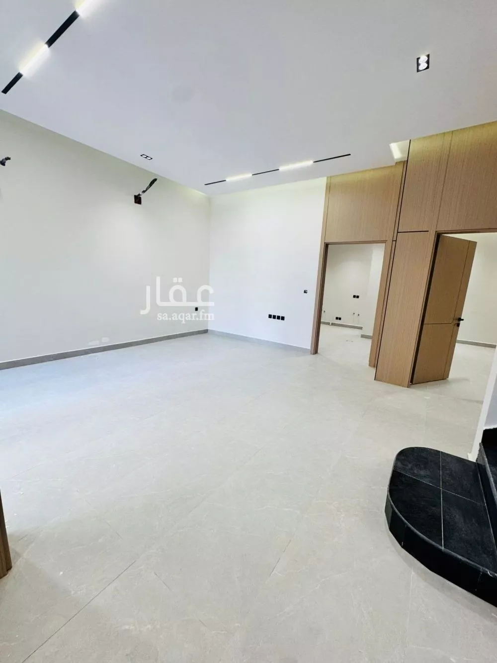5 bedroom villa in King Faisal, Riyadh 15