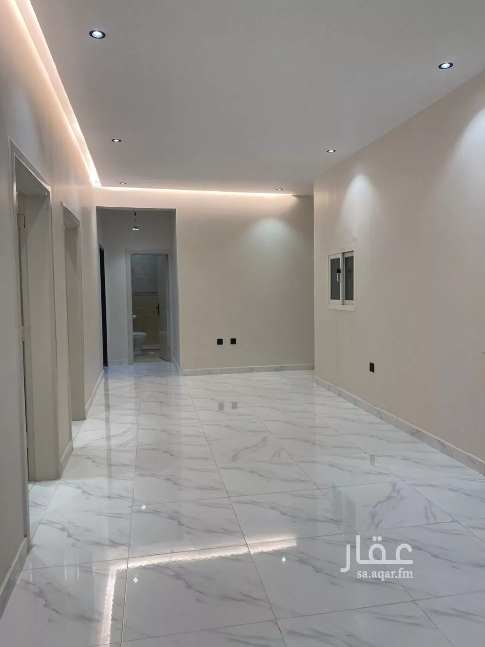 3 bedroom apartment in Al Wizarat 6