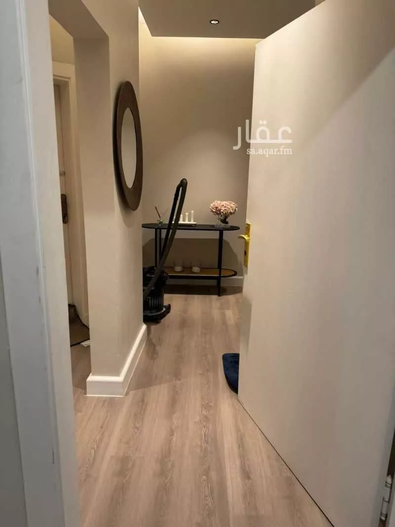 3 bedroom floor in Al Malqa 9