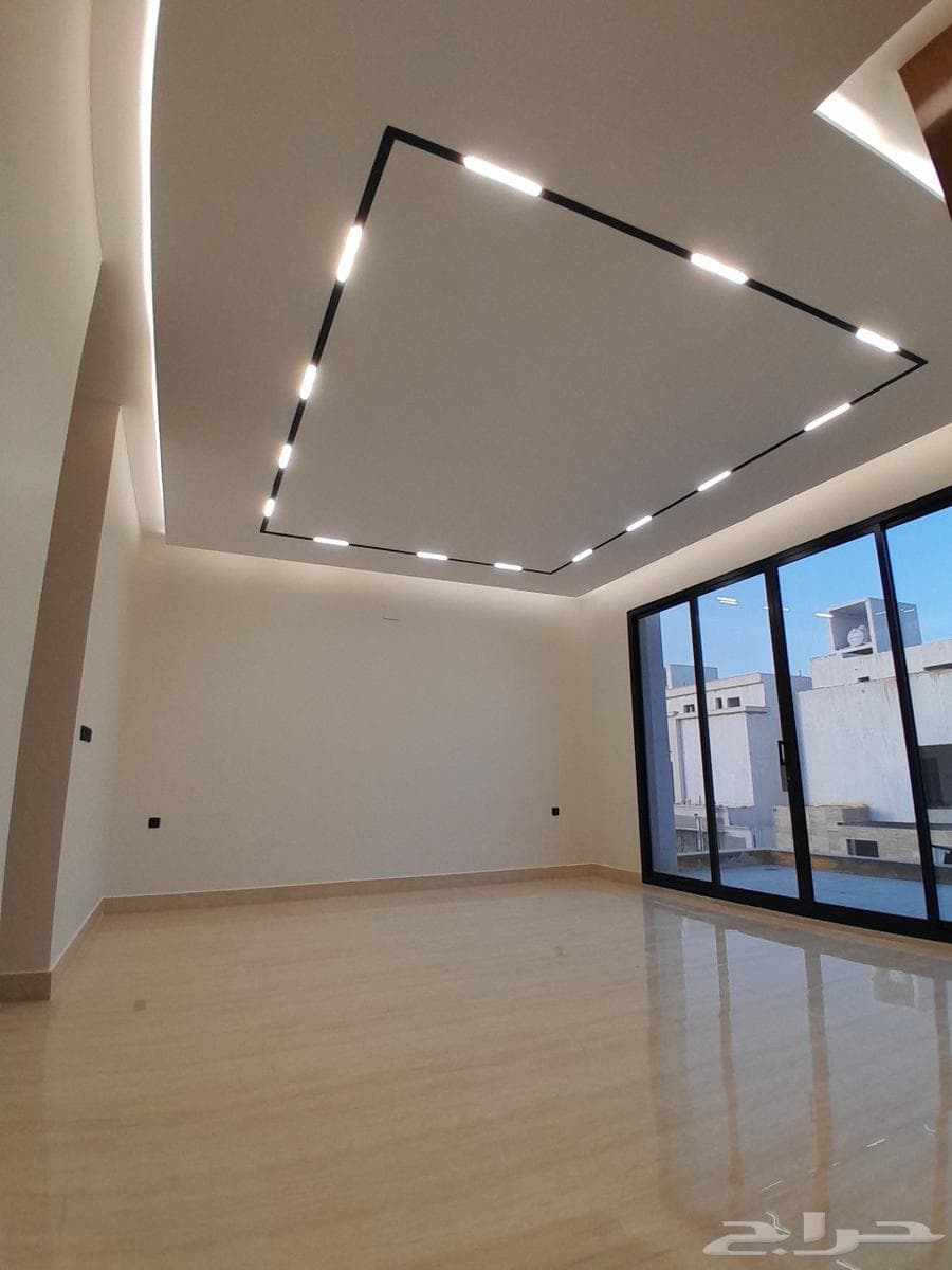 10 bedroom villa in Al Rimal 6