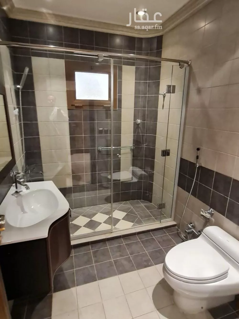 فيلا 6 غرف في الهدا 30