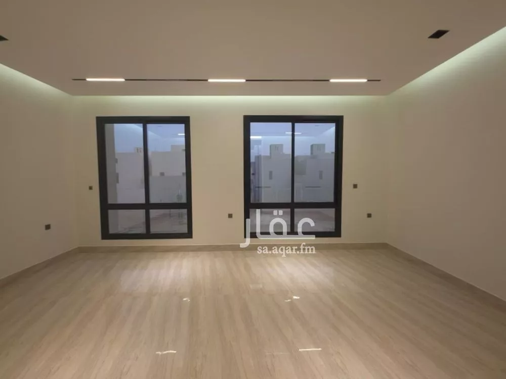 6 bedroom villa in Al Rimal 11