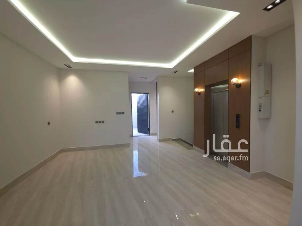 6 bedroom villa in Al Rimal 12