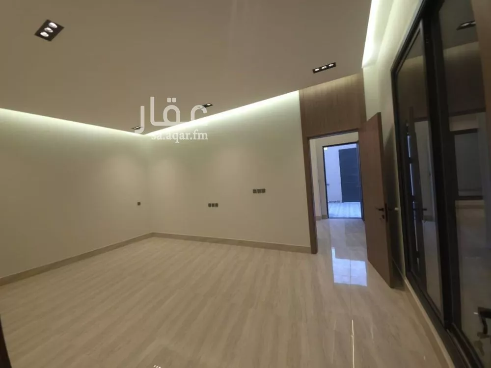 6 bedroom villa in Al Rimal 13