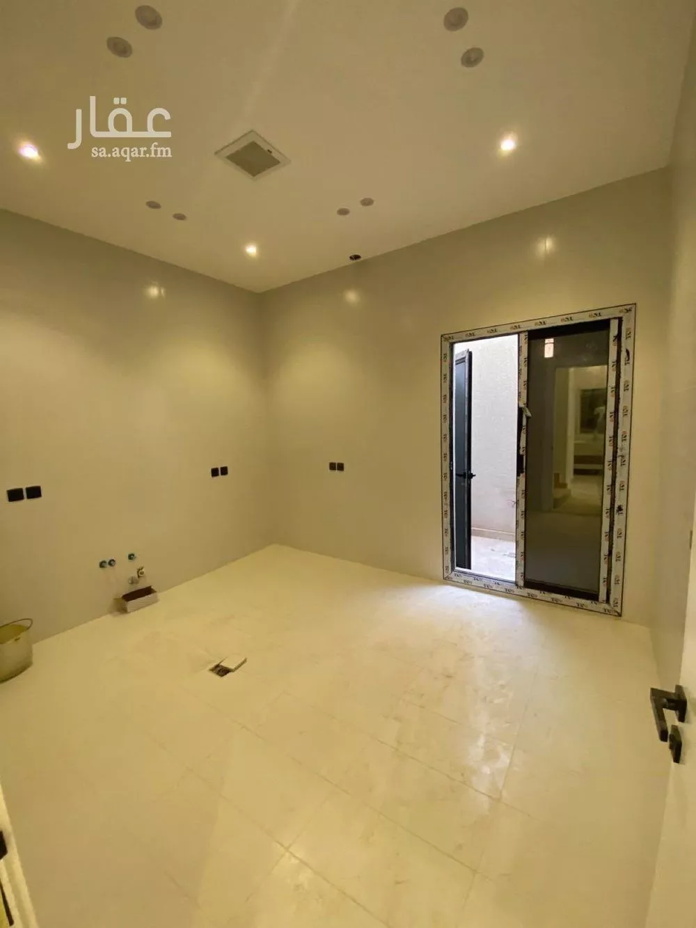 فيلا 5 غرف في الرمال 6