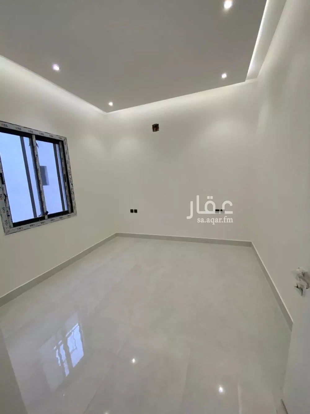 فيلا 5 غرف في الرمال 8