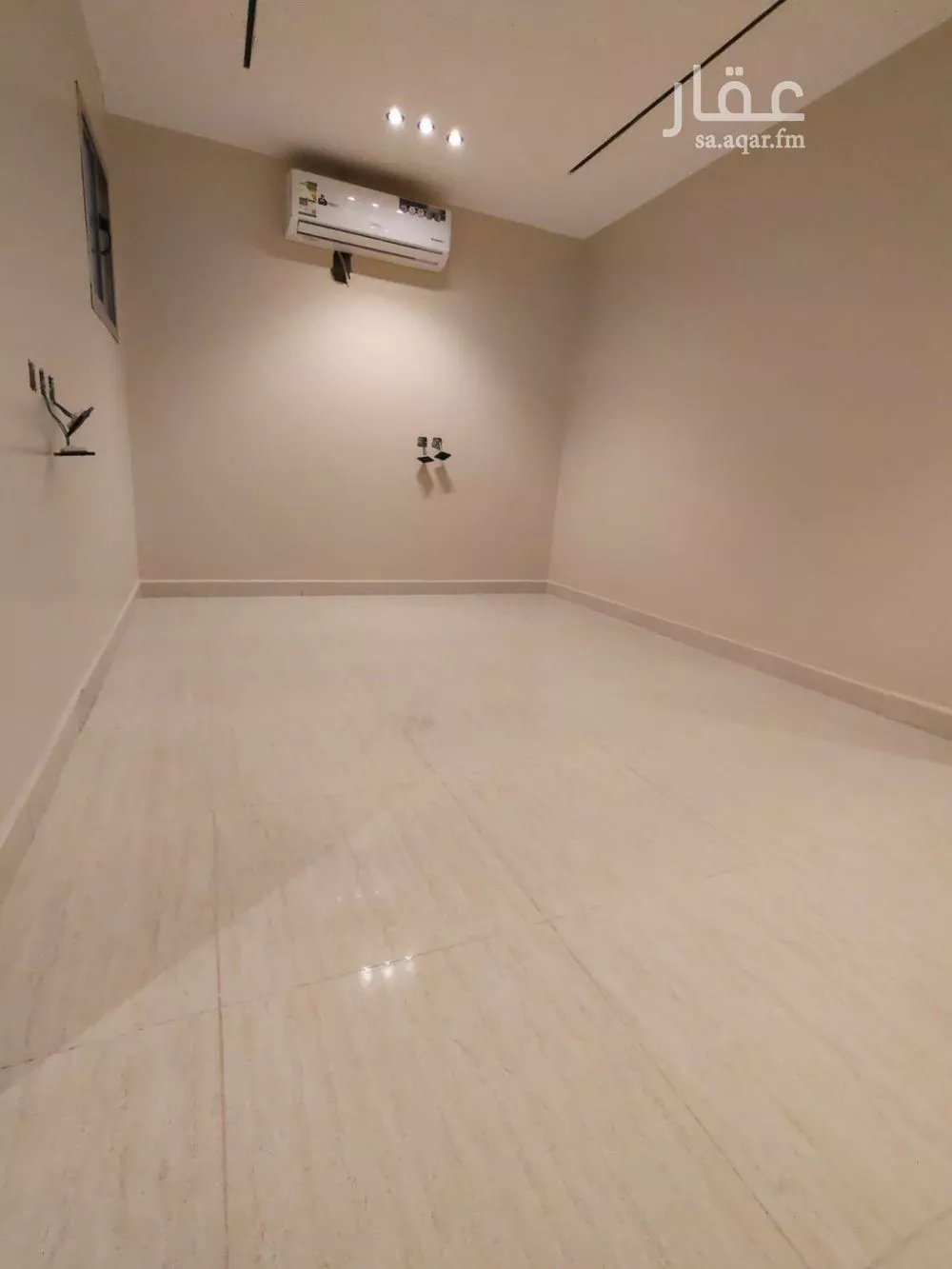 1 bedroom apartment in Al Rabwa 6