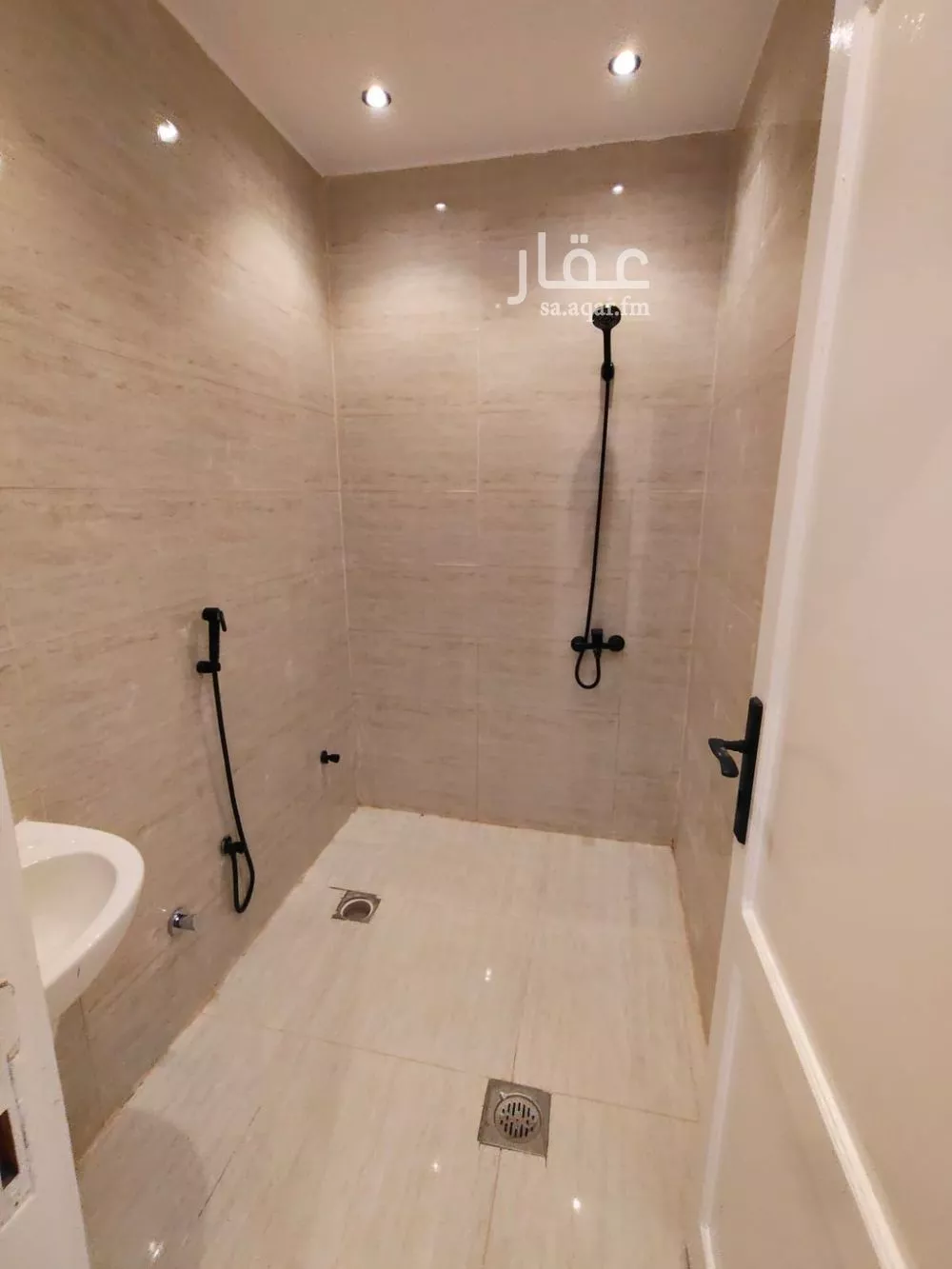 1 bedroom apartment in Al Rabwa 8