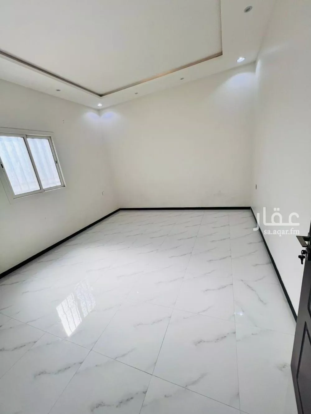 شقة 3 غرف في الرمال 9