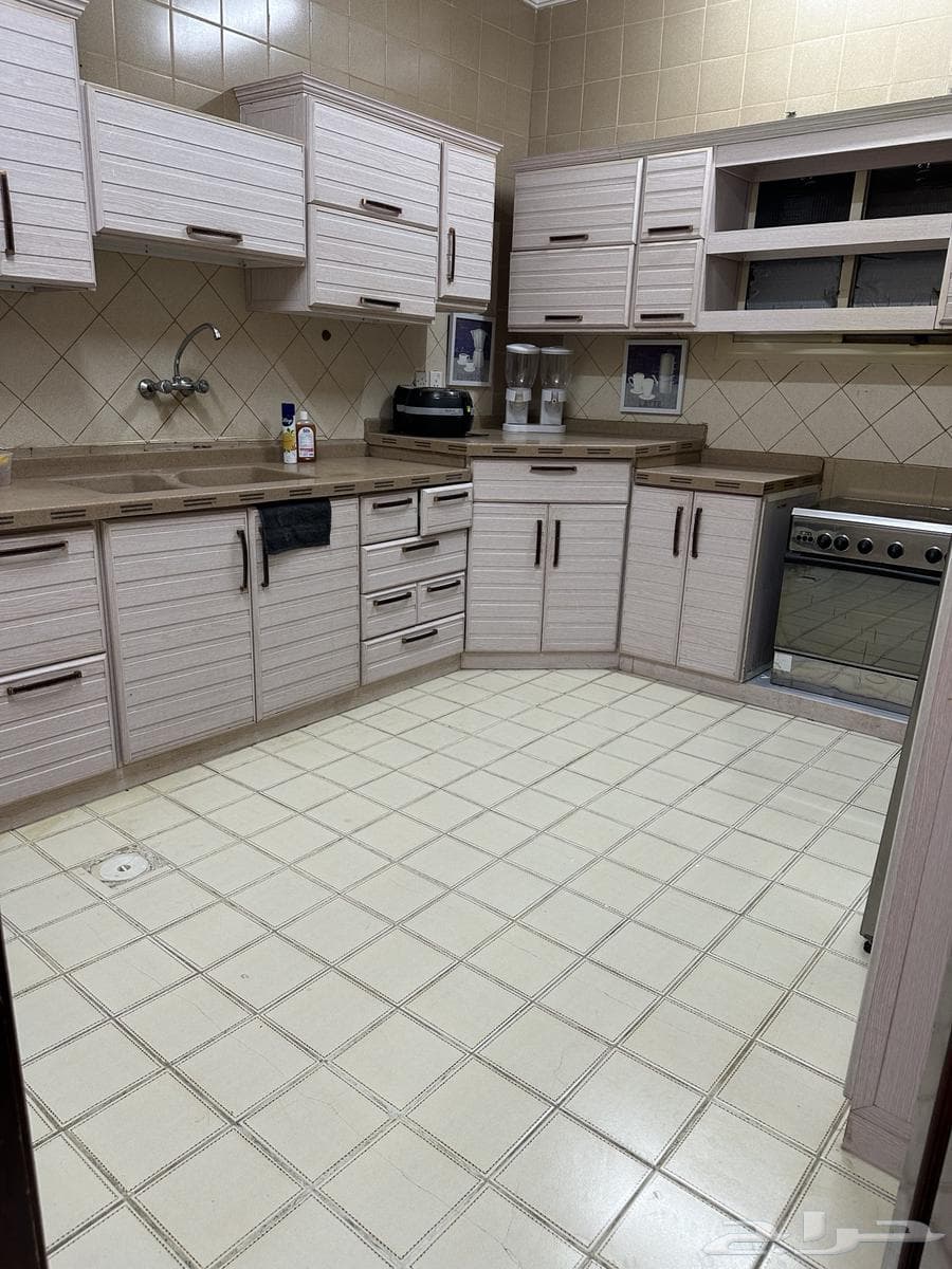 3 bedroom apartment in Al Matar 7