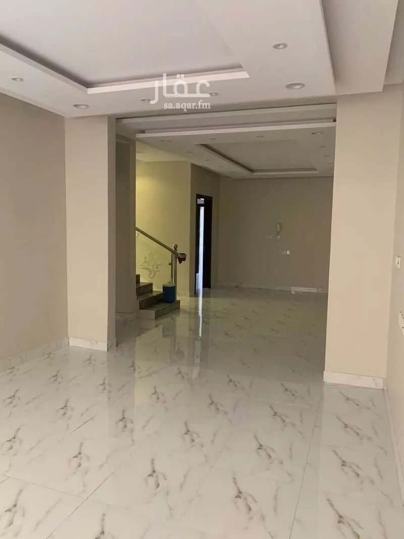 فيلا 4 غرف في الحزم 13