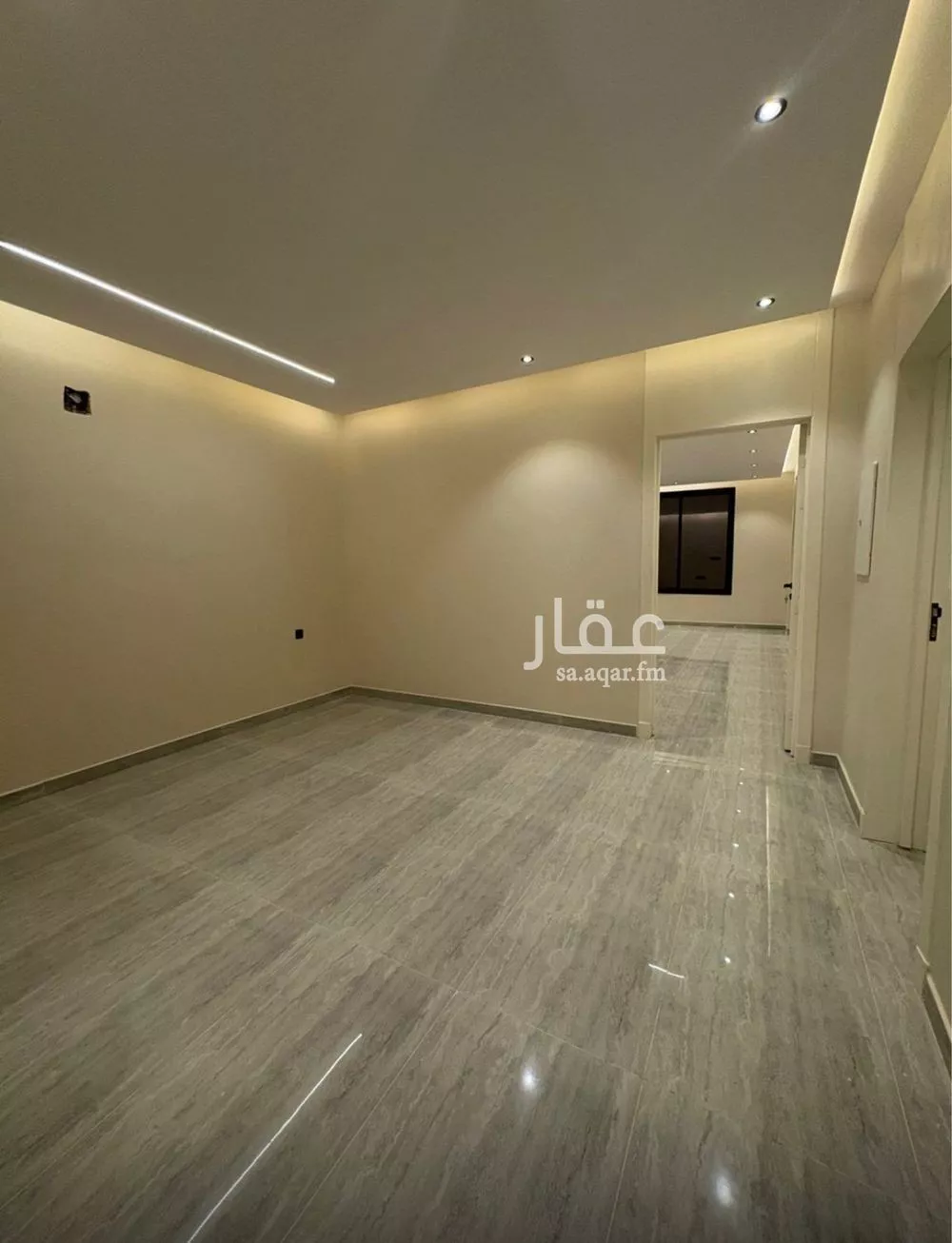 فيلا 4 غرف في العريجاء الغربية 3