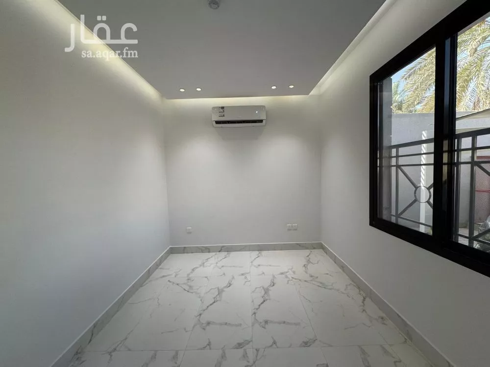 4 bedroom apartment in Al Ghadir 2