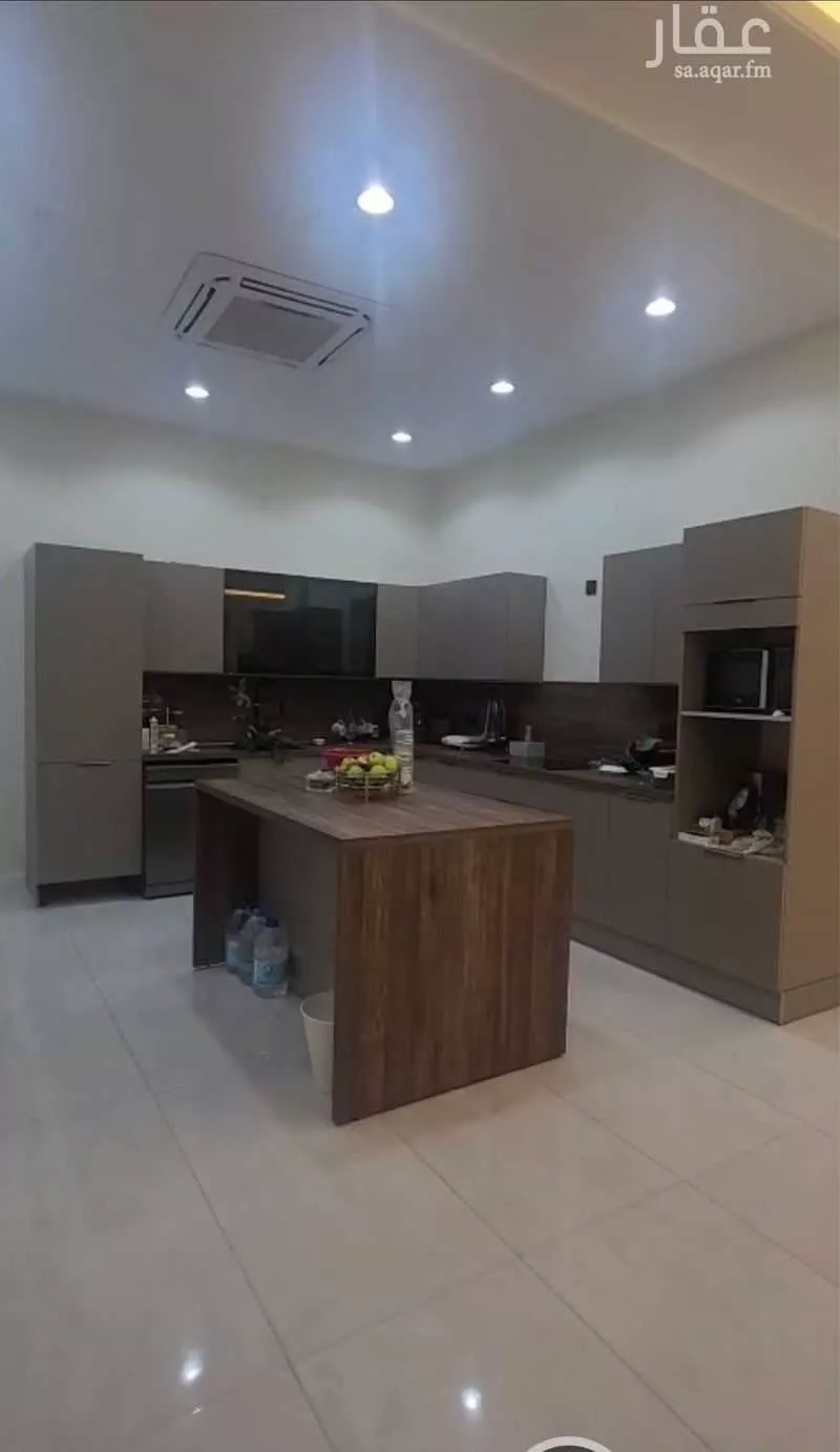 فيلا 15 غرف في النرجس 6