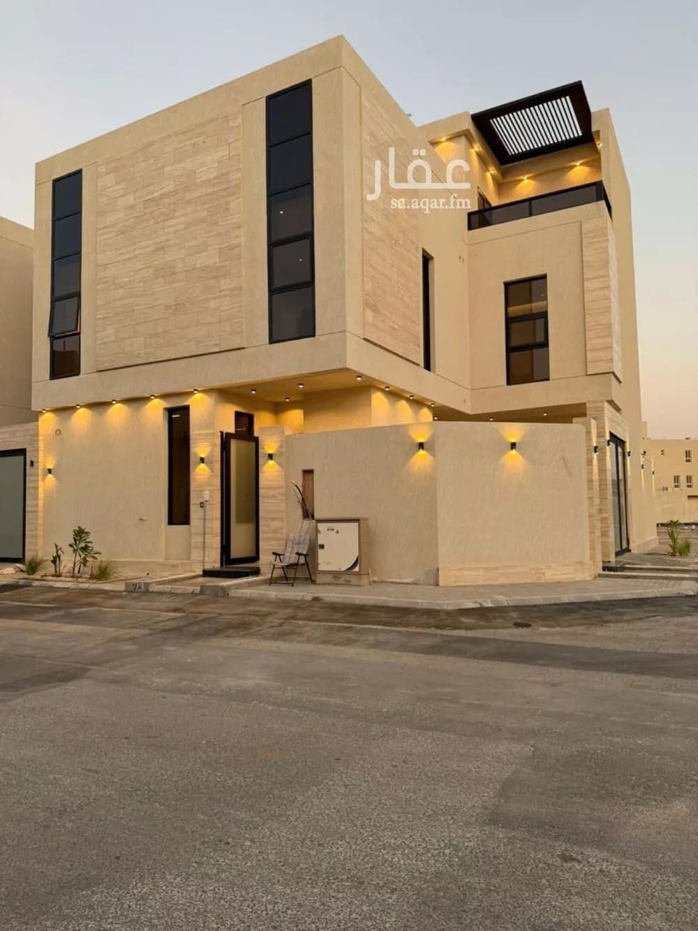 5 bedroom villa in Al Mahdiyyah 1