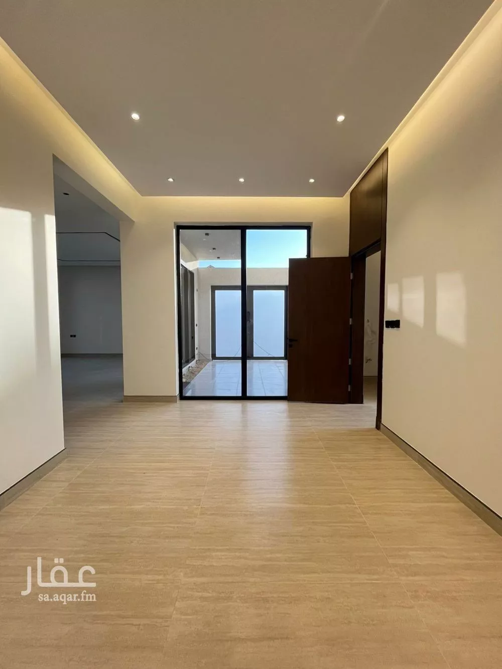5 bedroom villa in Al Mahdiyyah 4
