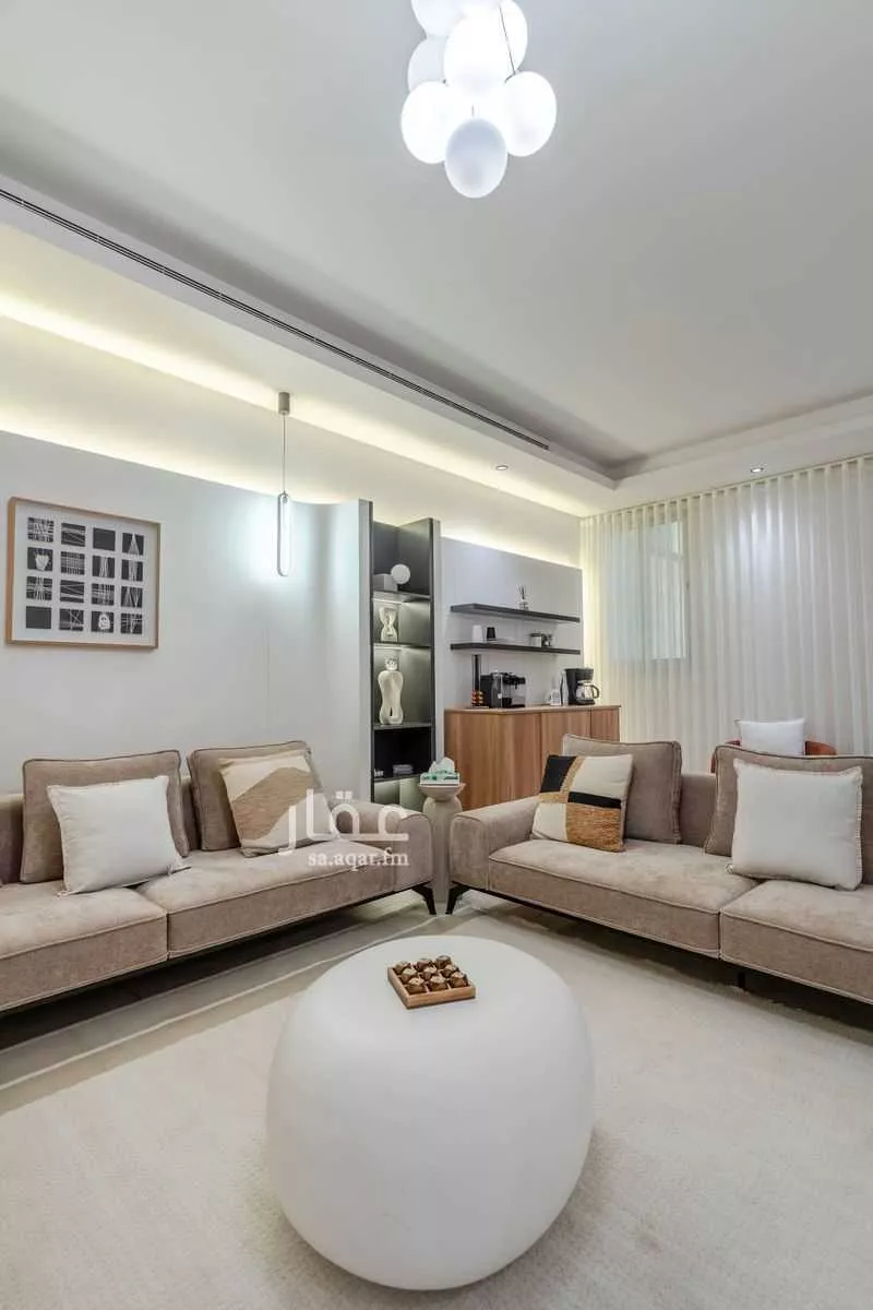 2 bedroom apartment in Al Malqa 4