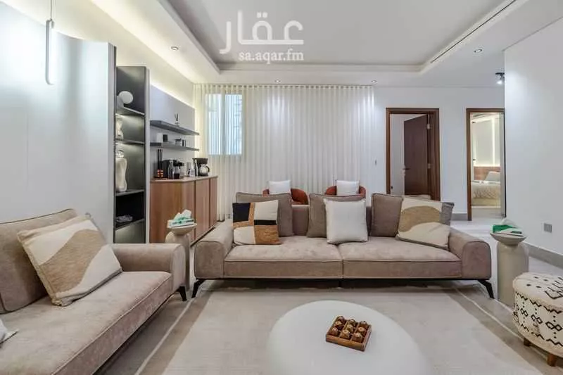 شقة 2 غرف في الملقا 4