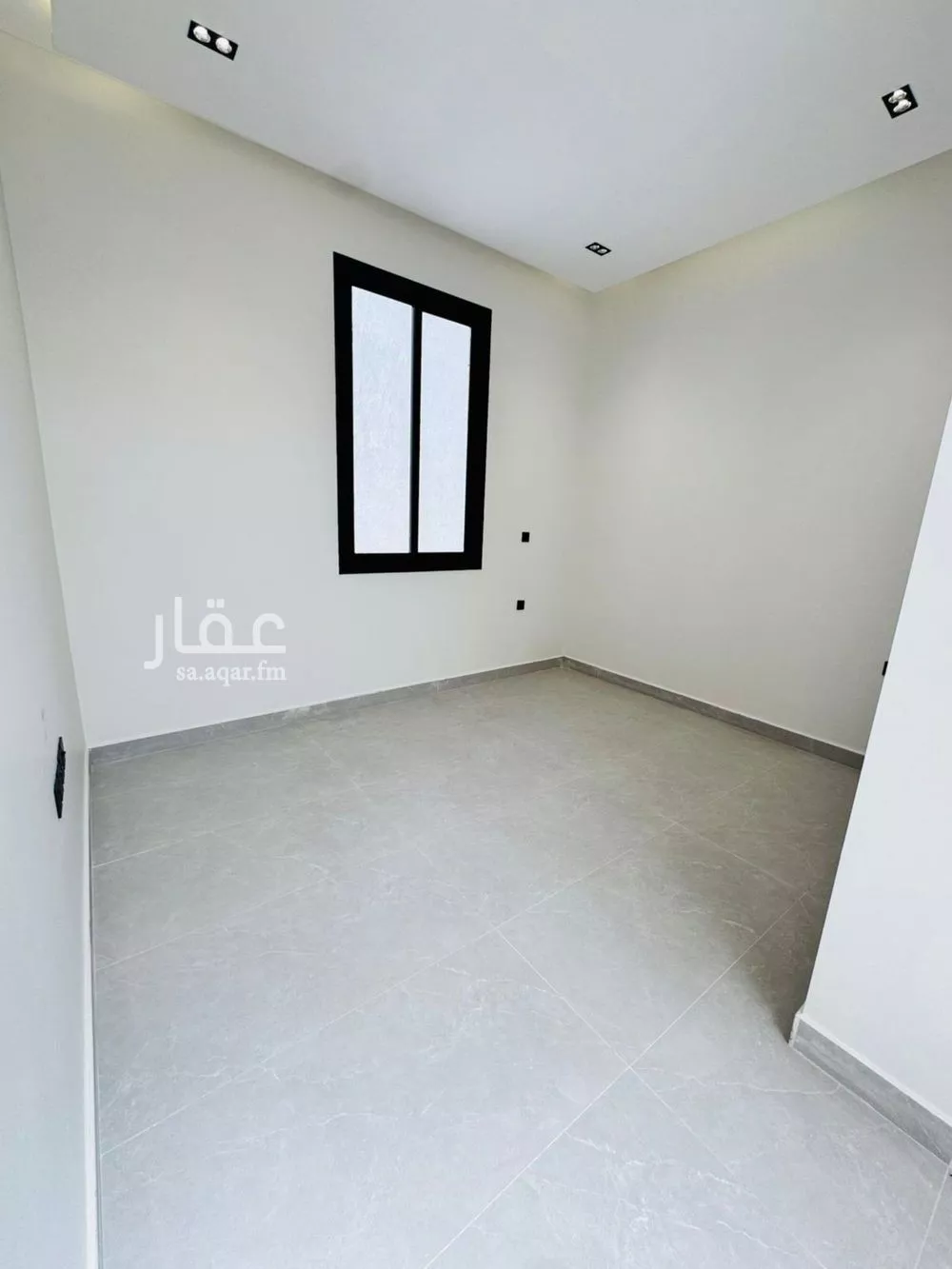 دور 4 غرف في الملك فيصل 7