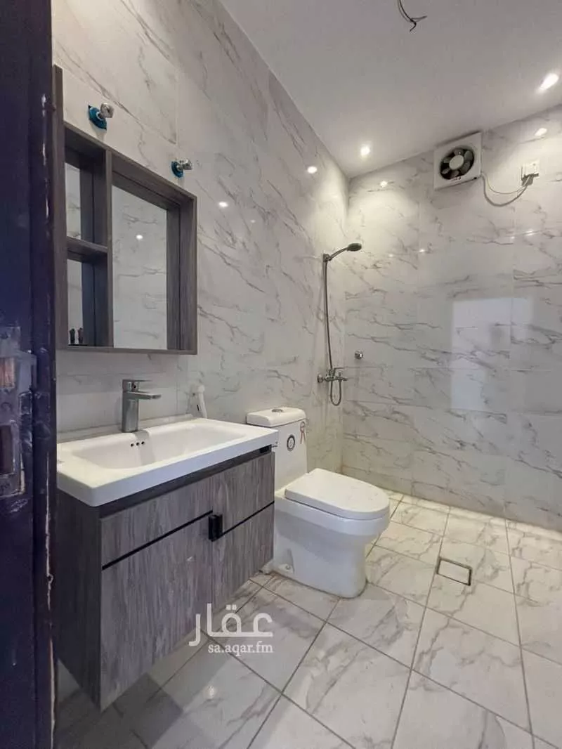 فيلا 8 غرف في الياقوت 15