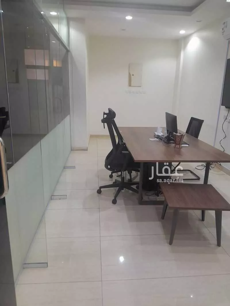 مكتب 200 م² في غرناطة 1