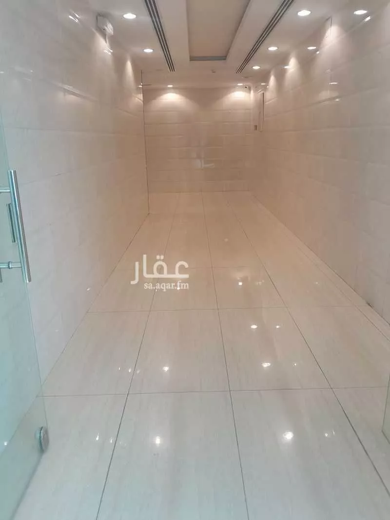 مكتب 200 م² في غرناطة 2