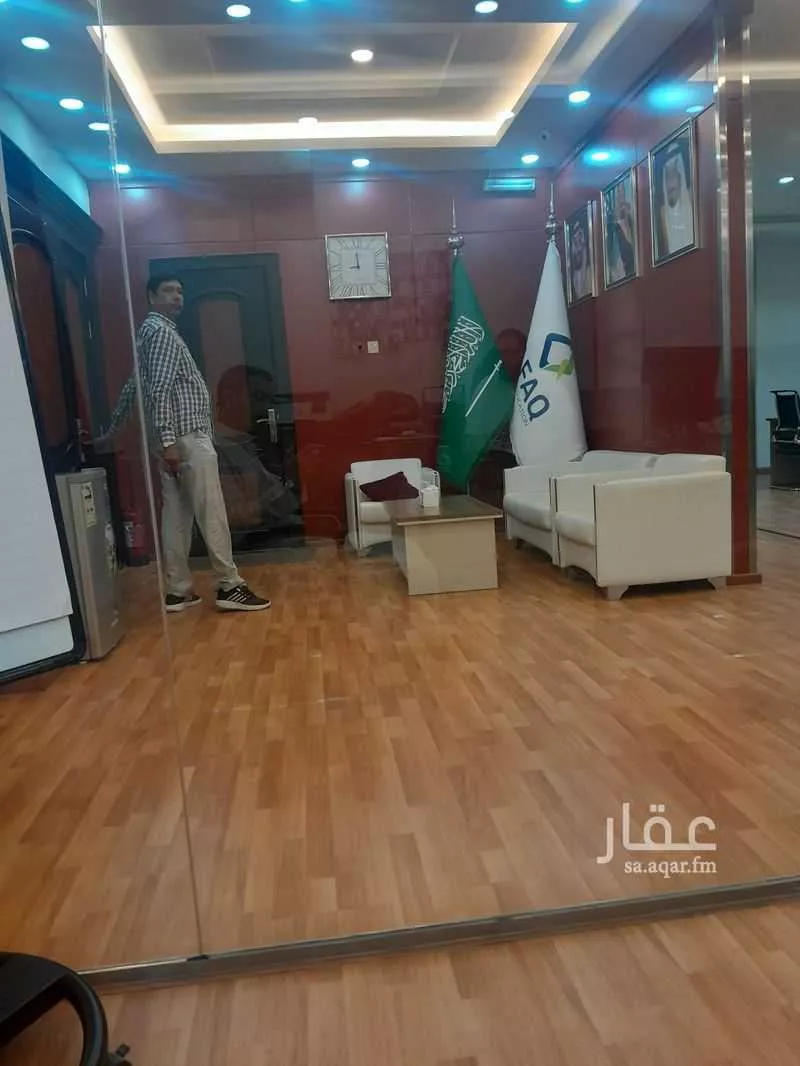 مكتب 200 م² في غرناطة 6