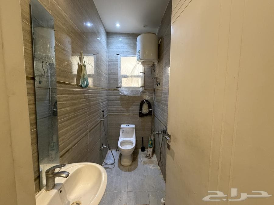 شقة 4 غرف في بدر 1