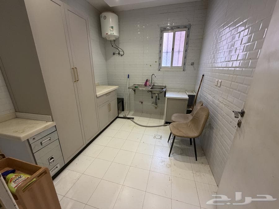 شقة 4 غرف في بدر 5