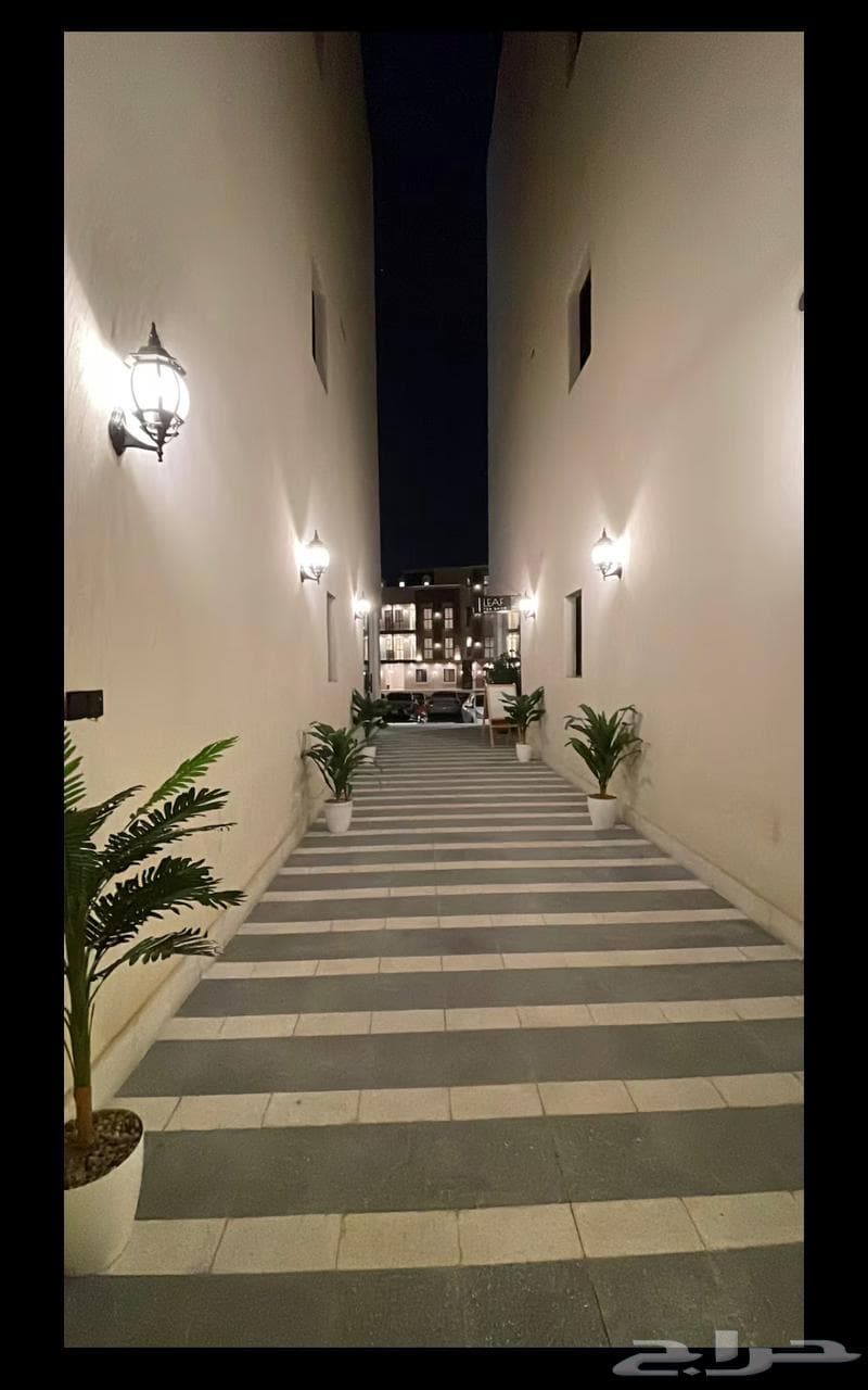 شقة  في الرمال 4