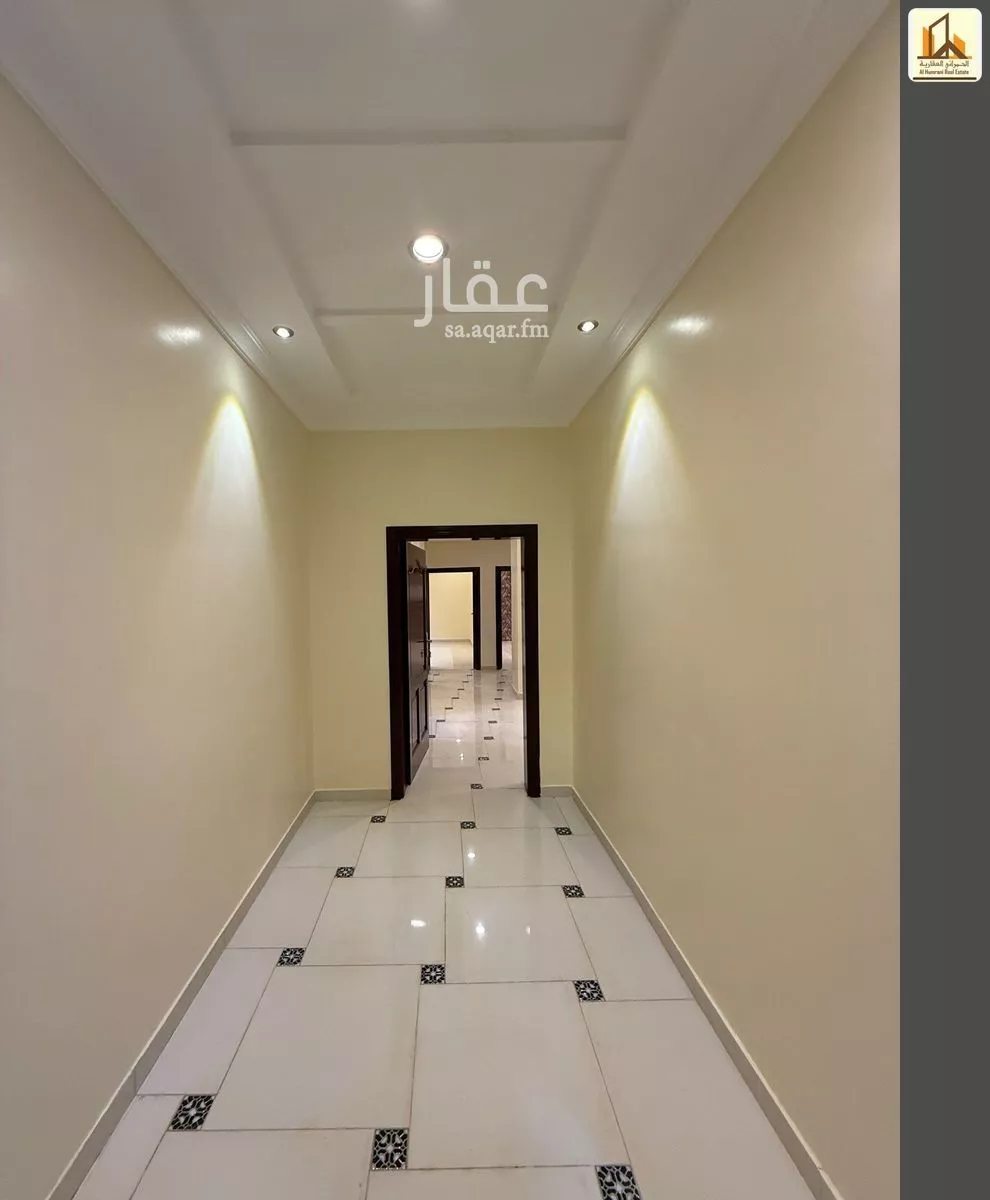 شقة 4 غرف في الشاطئ 4