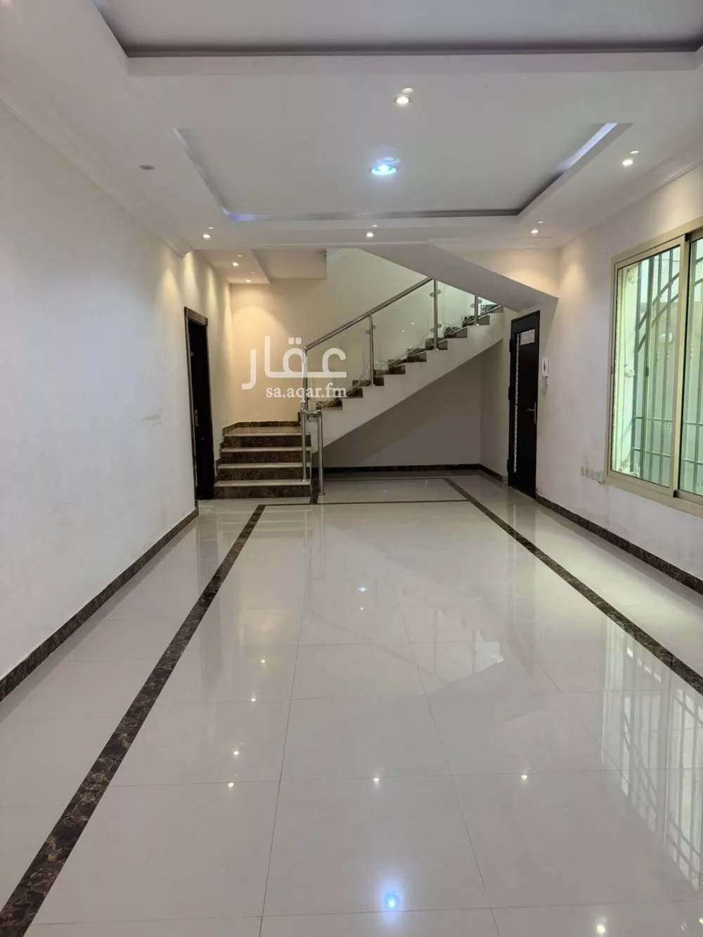 5 bedroom floor in Tuwaiq 7