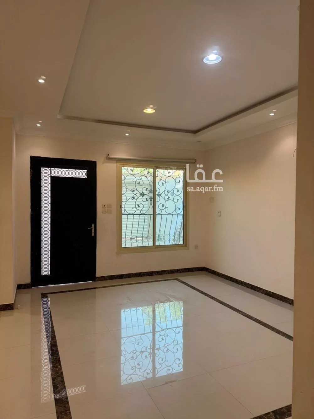 5 bedroom floor in Tuwaiq 8