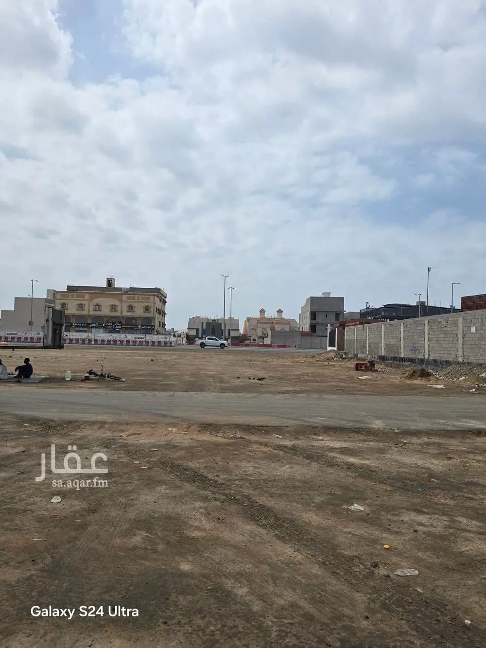 442 sqm land in Az Zomorod 4