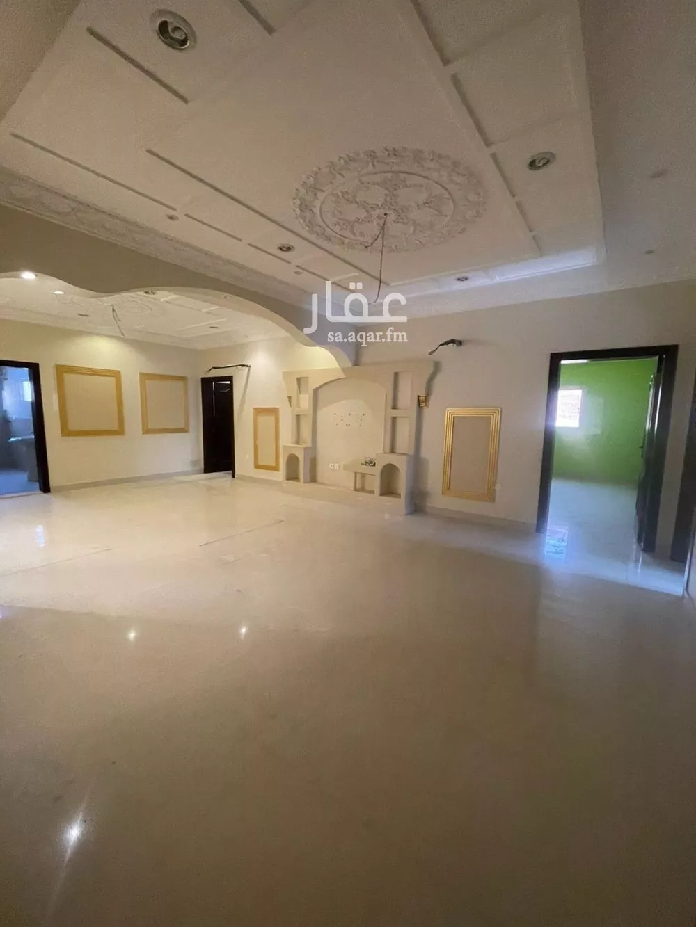 5 bedroom villa in Al Hamdaniyah 23