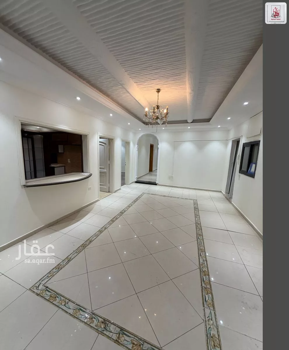 6 bedroom apartment in Al Marwa 3