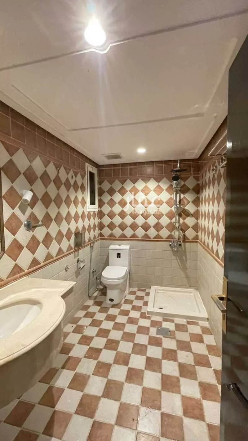 2 bedroom apartment in Al Zahra 4