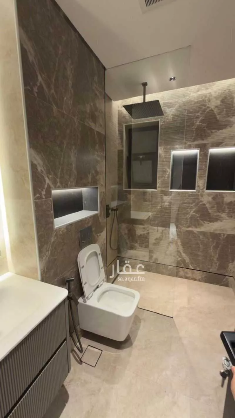 3 bedroom floor in Al Rabie 14