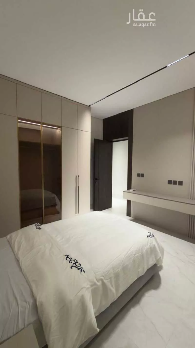 3 bedroom floor in Al Rabie 7