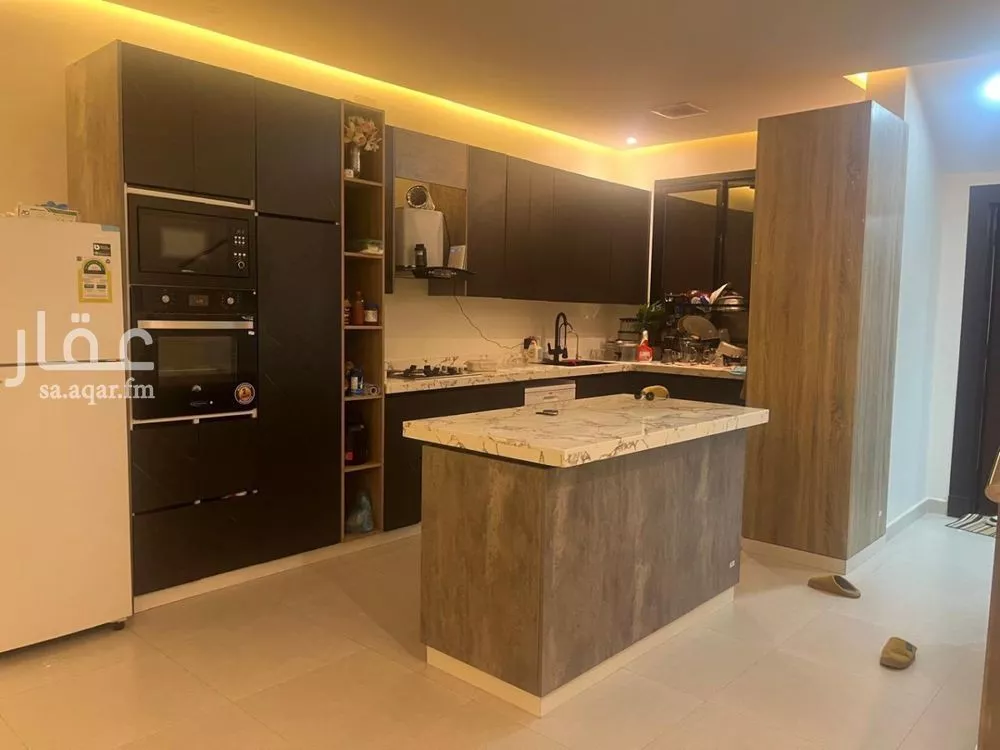 4 bedroom villa in Dhahrat Laban 5