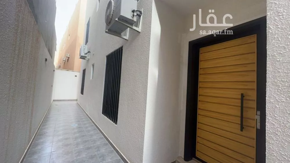 4 bedroom villa in Dhahrat Laban 6