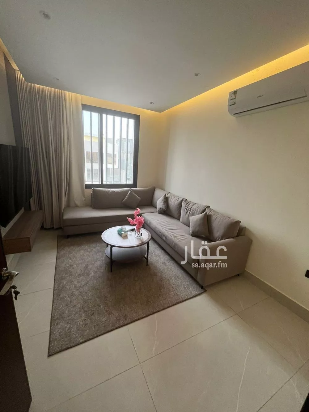 شقة 1 غرف في العارض 6