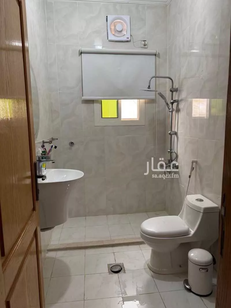 5 bedroom apartment in Al Zahra 12