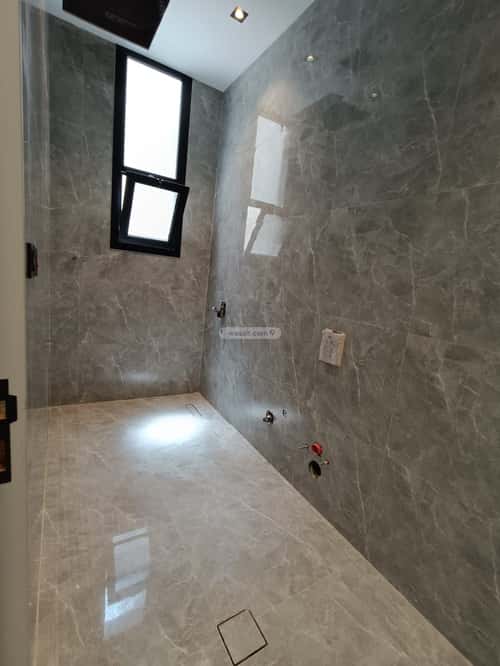 فيلا 5 غرف في الملك فيصل 14