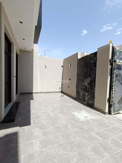 5 bedroom villa in King Faisal 5