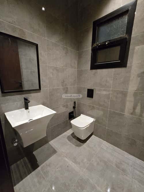 5 bedroom floor in Al Munsiyah 6