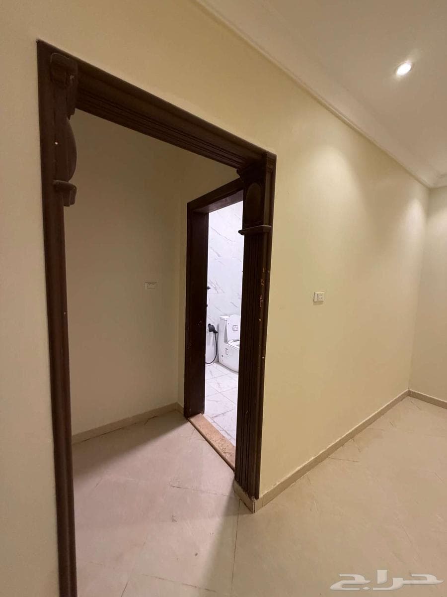 6 bedroom apartment in Al Marwa 12