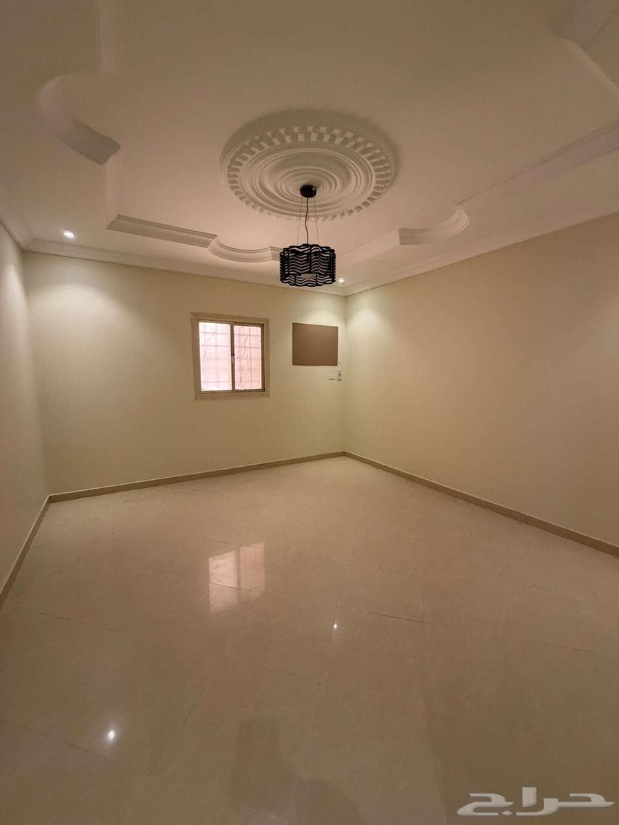 6 bedroom apartment in Al Marwa 6