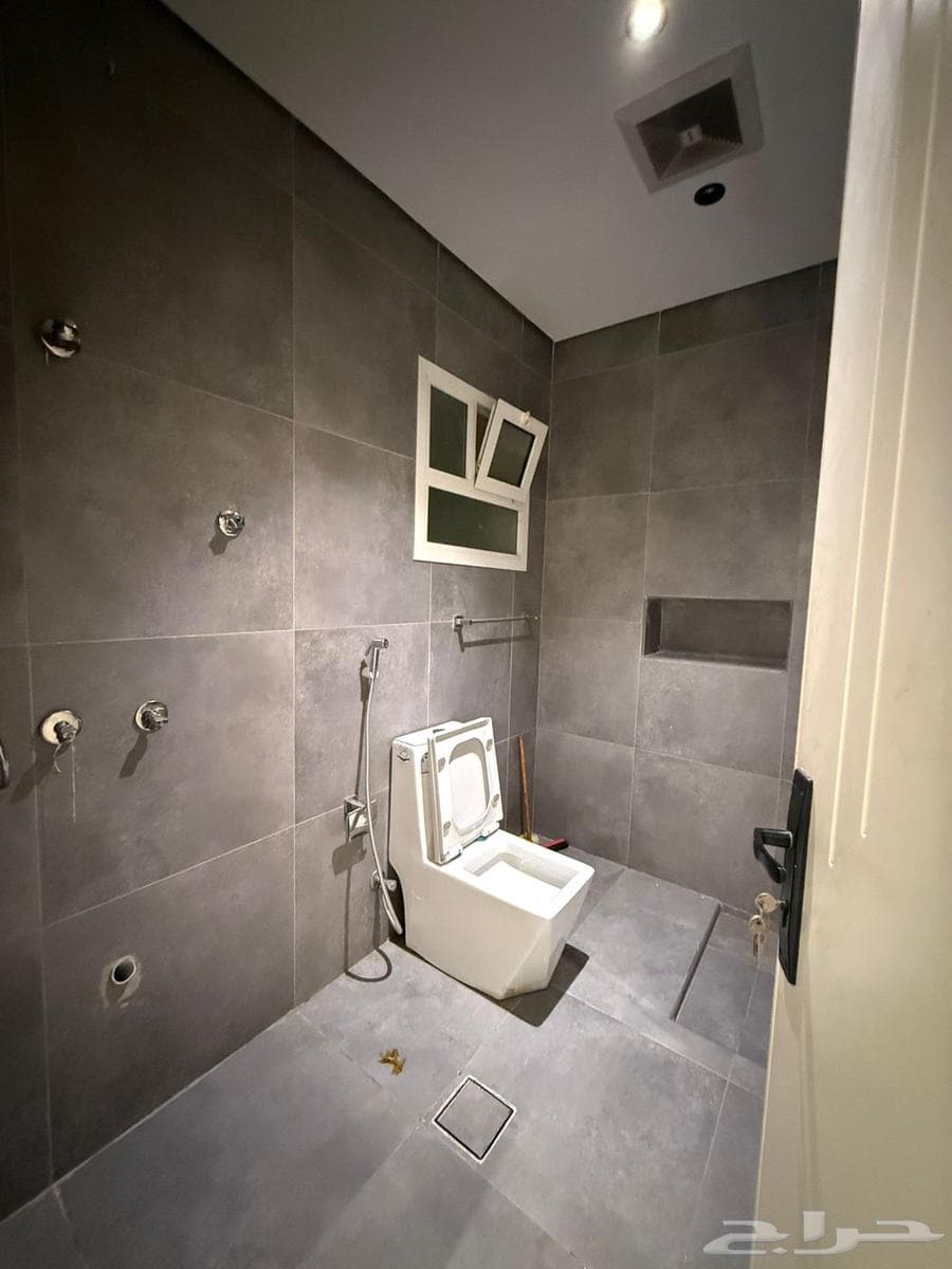 1 bedroom apartment in Al Fayha 5